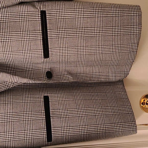 Vintage Blazer - Picture 2 of 9